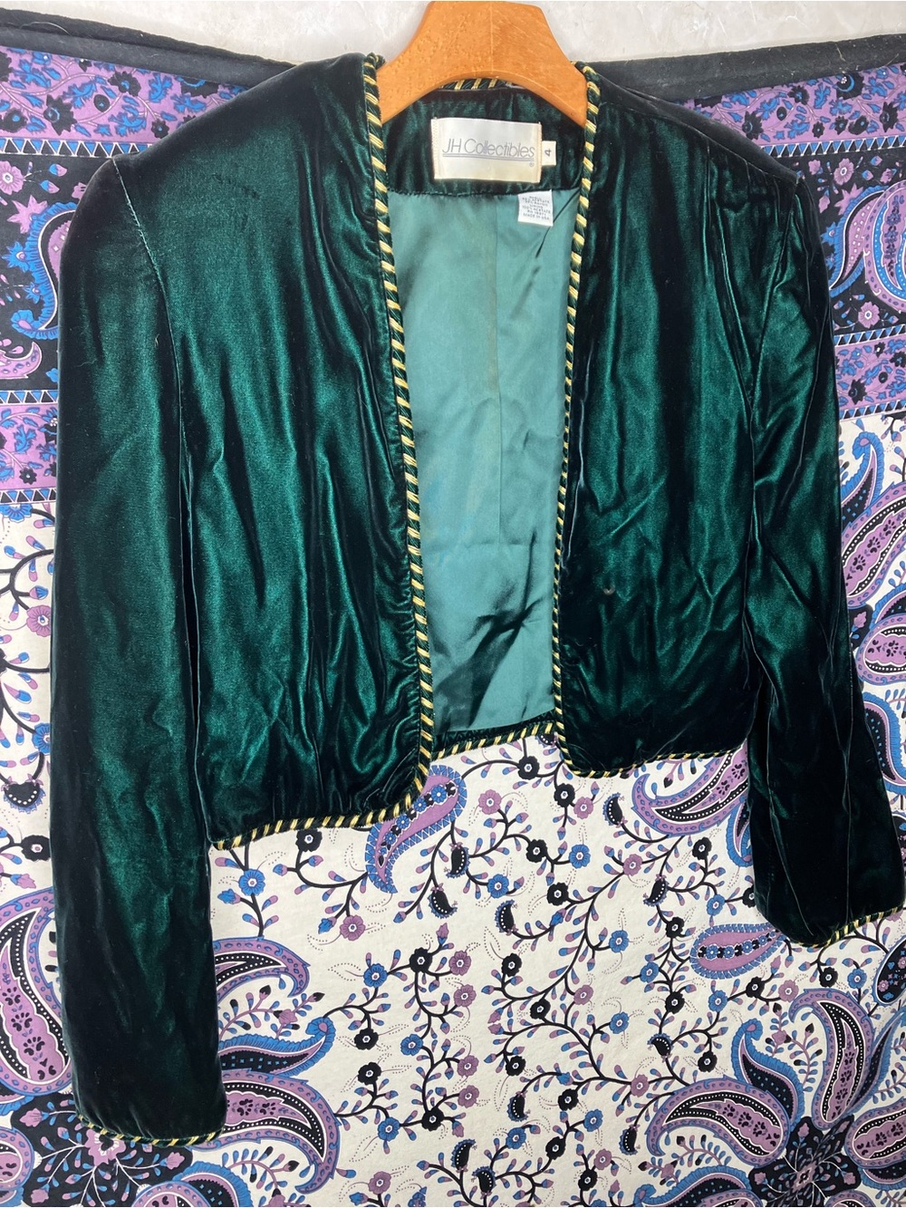JH Collectibles vintage velvet emerald cropped gold trim coat